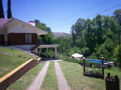Casa con salida al río, Tanti