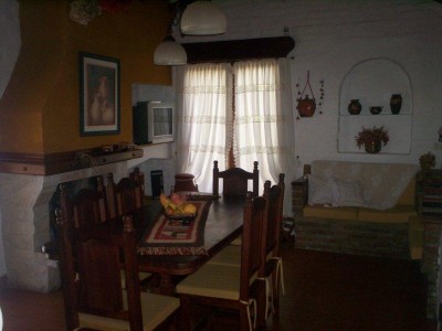 Casa con salida al río, Tanti