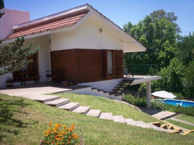Casa con salida al río, Tanti