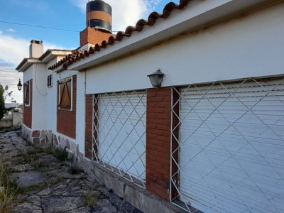 CASA A LA VENTA EN TANTI- CALLE RIO COSQUIN- SAN MIGUEL