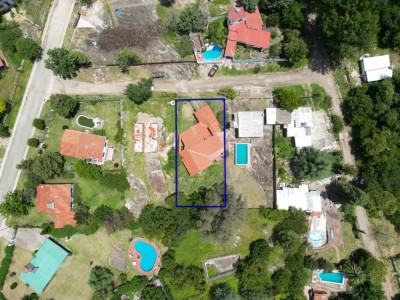 TANTI- CALLE IRLANDA- VILLA DOUMA