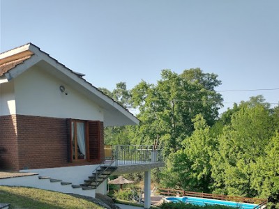 CASA FONDOS AL RIO- TANTI- CENTRO