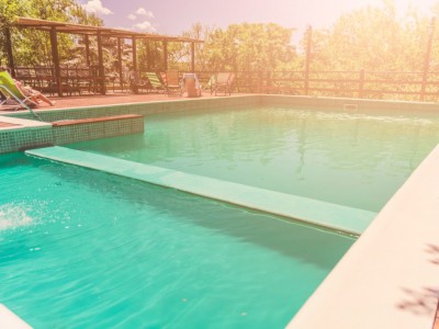 IMPORTANTE COMPLEJO DE CABAÑAS EN TANTI