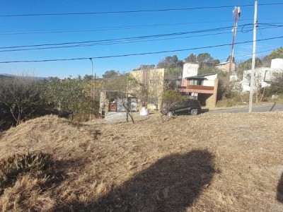 TERRENO CALLE SALTA- CENTRO
