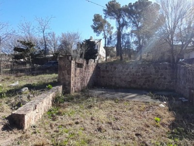 DOS TERRENOS EN PLENO CENTRO DE TANTI- CALLE SANTA FE
