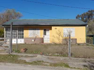 CASA EN VENTA EN TANTI- BARRIO TANTI SIERRAS- CALLE REPUBLICA DOMINICANA