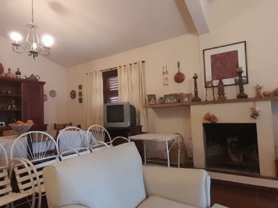 BARRIO MARI- MAT- SOBRE CALLE MARI- MAT- TANTI