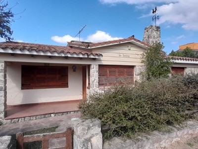 BARRIO MARI- MAT- SOBRE CALLE MARI- MAT- TANTI