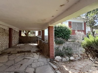 TANTI- BARRIO LA CASCADA- CALLE MONSEÑOR D ANDREA