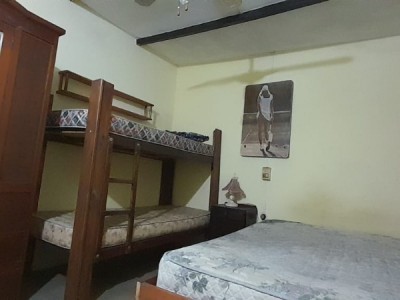 TANTI- BARRIO LA CASCADA- CALLE MONSEÑOR D ANDREA