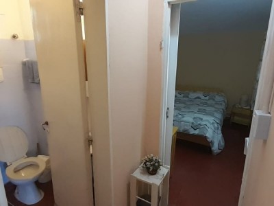 CASA EN VENTA- CALLE NEUQUEN- TANTI CENTRO