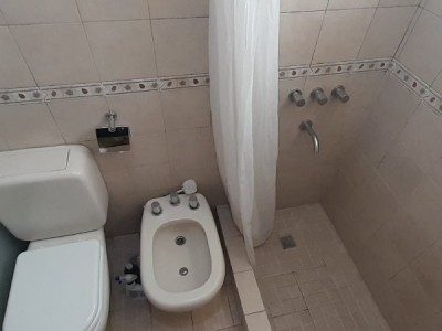CASA EN VENTA EN TANTI- CALLE MENDOZA- CENTRO