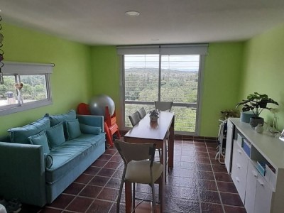 CASA EN VENTA EN TANTI- CALLE MENDOZA- CENTRO