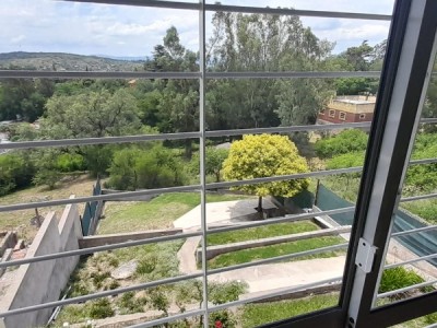 CASA EN VENTA EN TANTI- CALLE MENDOZA- CENTRO