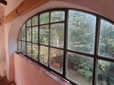 CASA TRADICIONAL CON FONDOS AL ARROYO TANTI