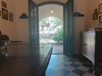 CASA TRADICIONAL CON FONDOS AL ARROYO TANTI